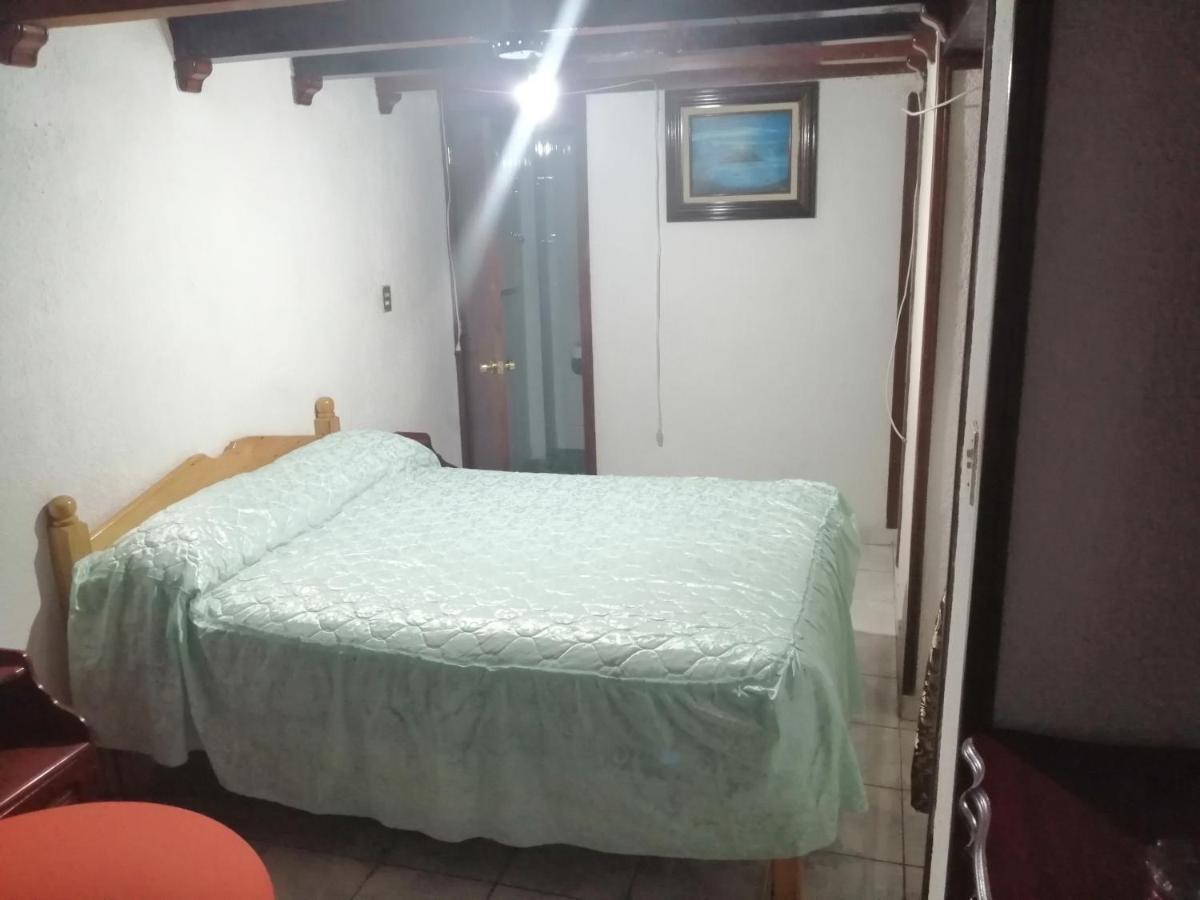 Hotel Jardin Mineral de Angangueo Bagian luar foto